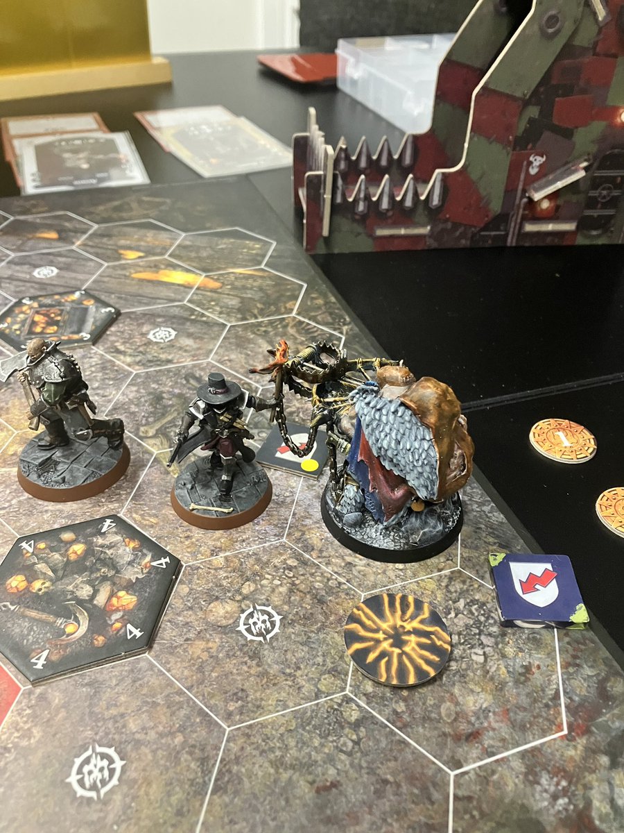 タコス tweet media