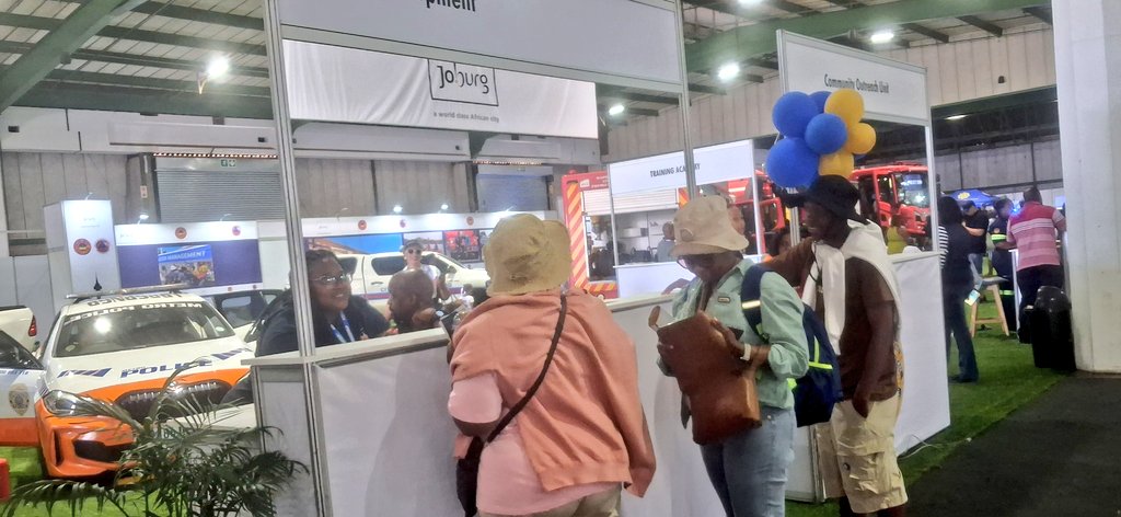 Jo'burg Metro Police Department - JMPD tweet media