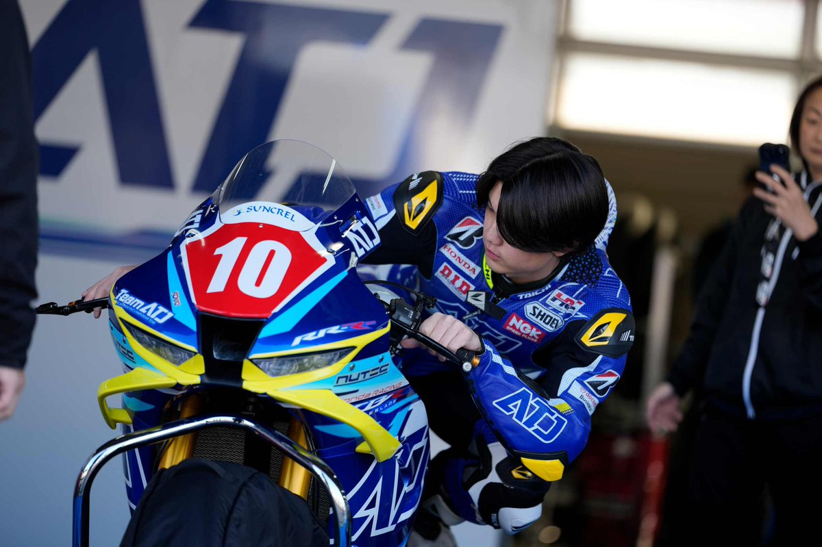 kohki_47's tweet image. 開幕戦は7位でした！

ペースは悪くなく、5位争いにも追いつけましたが、そこで仕掛けきれず悔しい結果になりました。

この悔しさを次戦にぶつけます。
応援ありがとうございました！

#honda #shoei #taichi #xpd