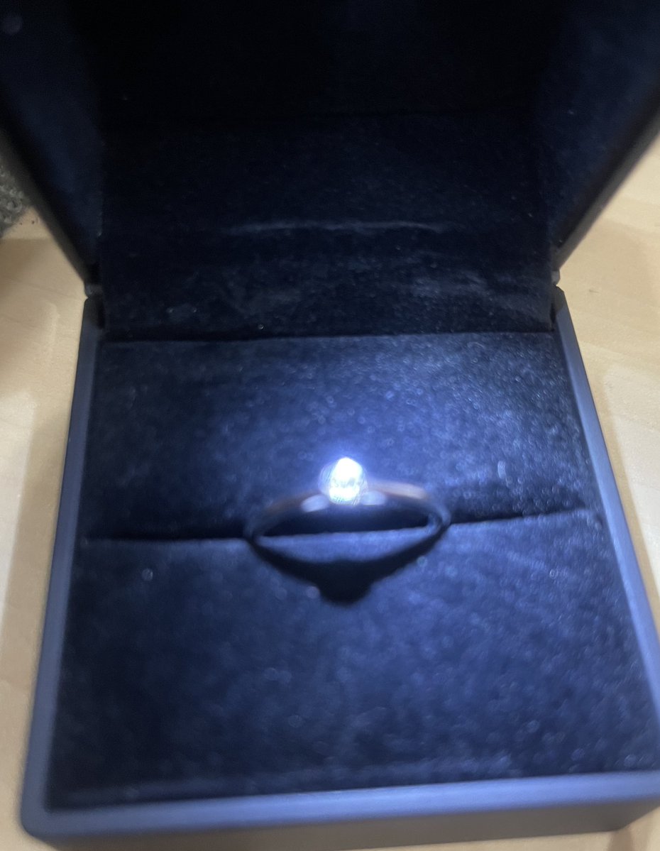 𝗦𝗲𝗹𝗲𝗇𝖺 tweet media