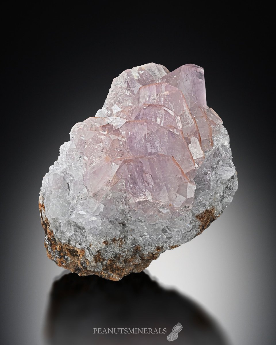 PEANUTS MINERALS🥜AP Fine Mineral Art Gallery tweet media