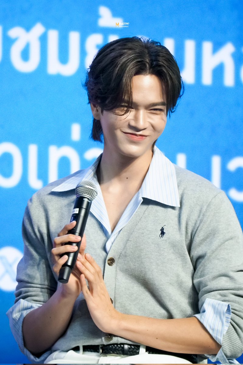 mpwrppmp's tweet image. 06.04.26📸💍 | #memmorimm *~🎀

คนที่ชอบบิดแม่เก่งอันดับ 1
น้อนม้าค..

#MyRomanceScammerEP10
~° #JuniorMark #จูเนียร์มาร์ค
#markjrtn @Markjrtn °~♧