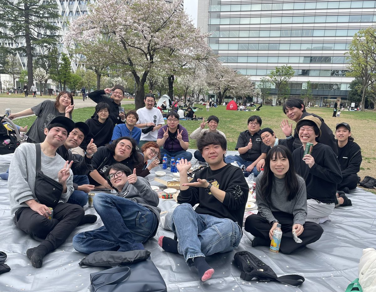 しらすのこうげき！ かすや tweet media