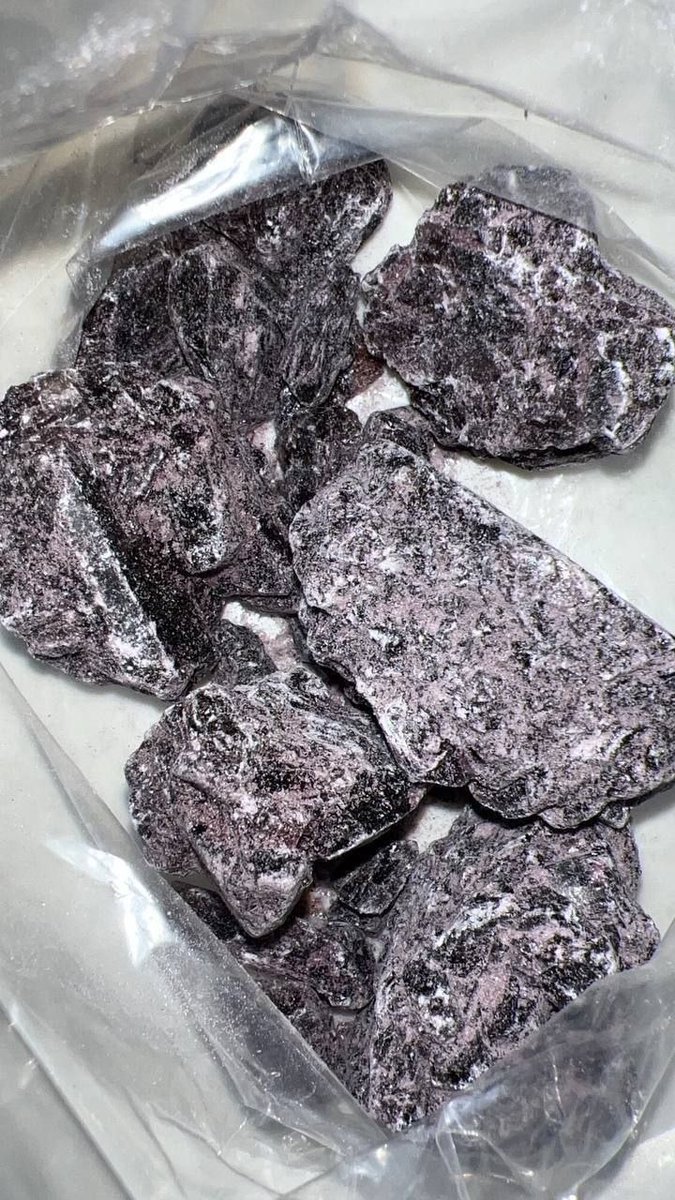 MattBenson120's tweet photo. My drug just landed, but not what I ordered 
Pls what kind of shit is this? Why dark purple 
#drugtwt #coketwt #meth https://t.co/gockWAsy8e