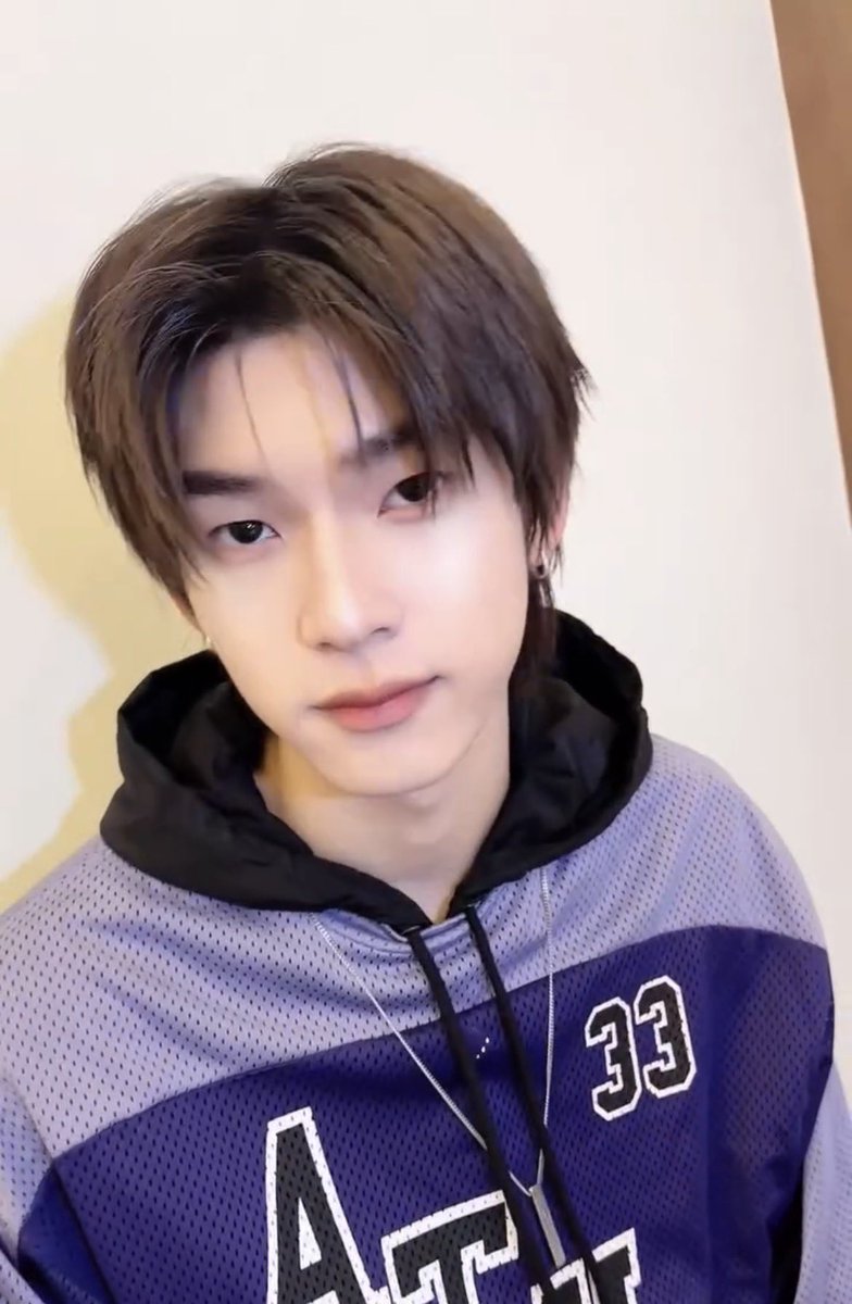 CRUSH ON TEETEE tweet media