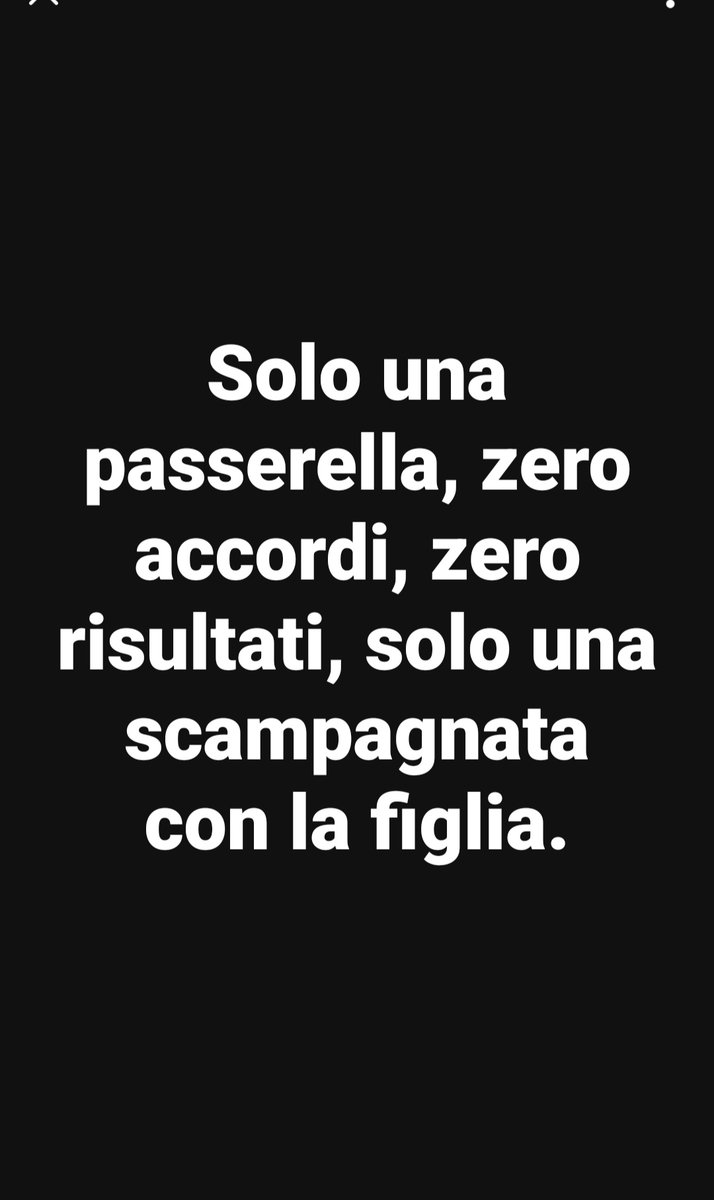 La prima manina tweet media