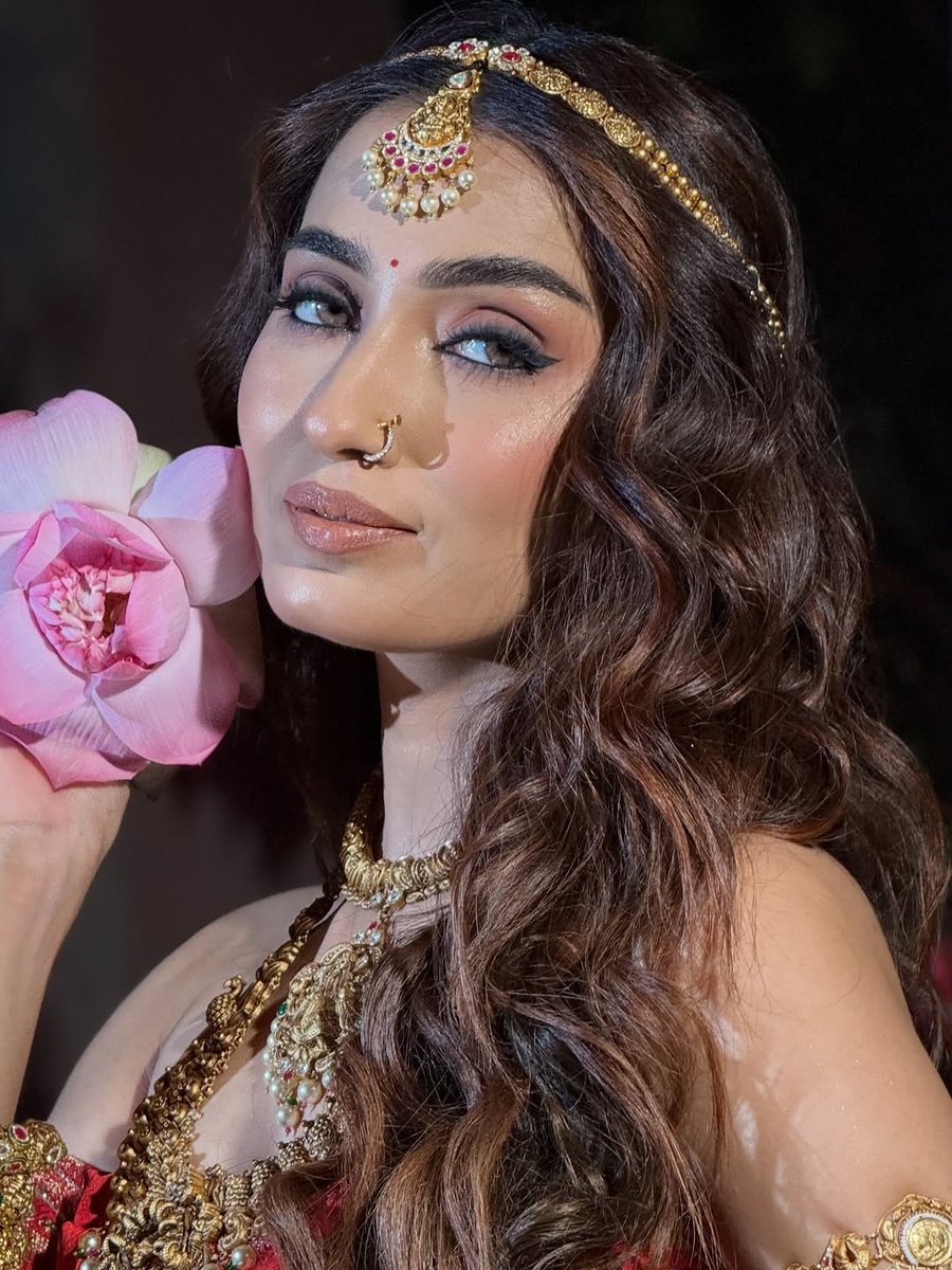 Shradha Tiwari tweet media