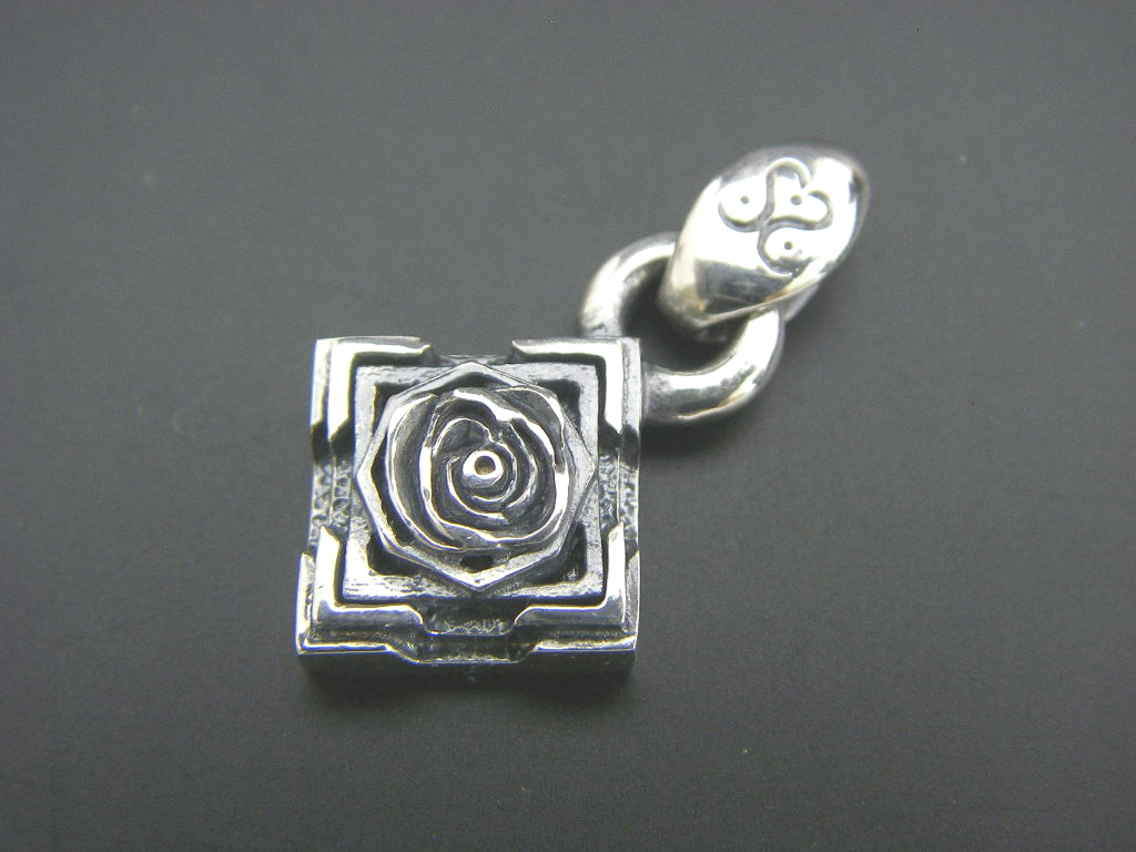 SXM(エスバイエム)_五十嵐 覚 _シルバーアクセサリー tweet media