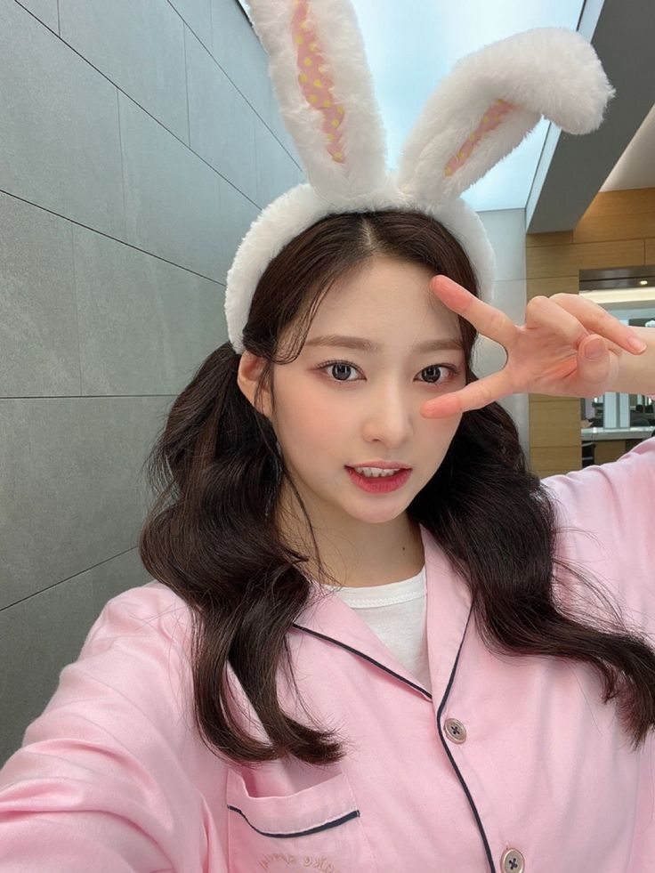 ⓘ 𝗞𝗶𝗺 𝗠𝗶𝗻𝗷𝘂...항상 빛나 ◠‿◠ tweet media