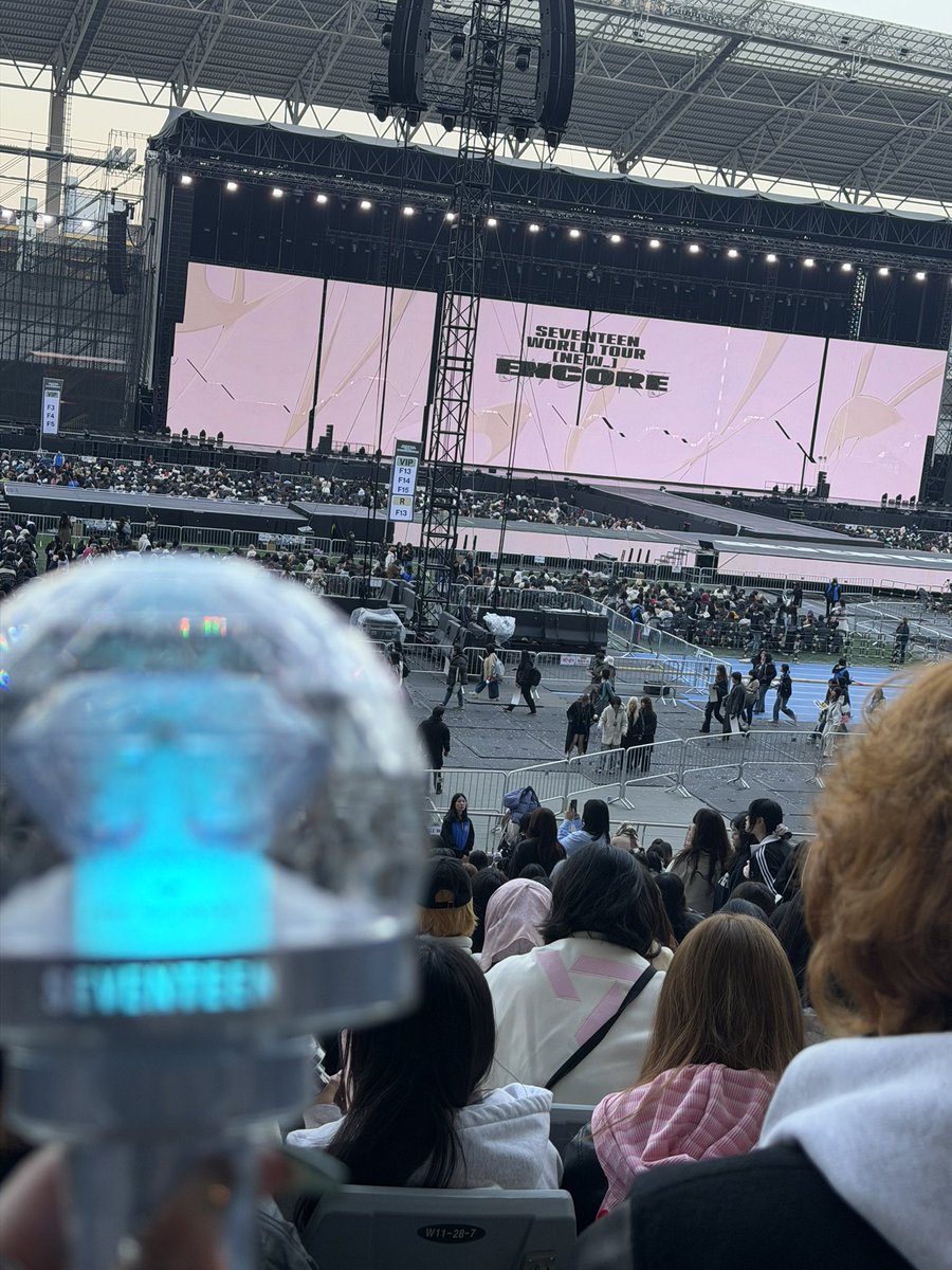 _yukarat_'s tweet photo. アンコン2日間寒かったけど楽しかったー！✨
最高の瞬間に立ち会えて幸せ💖
行ってよかったーー😭💖 https://t.co/iIvH5rvrtd