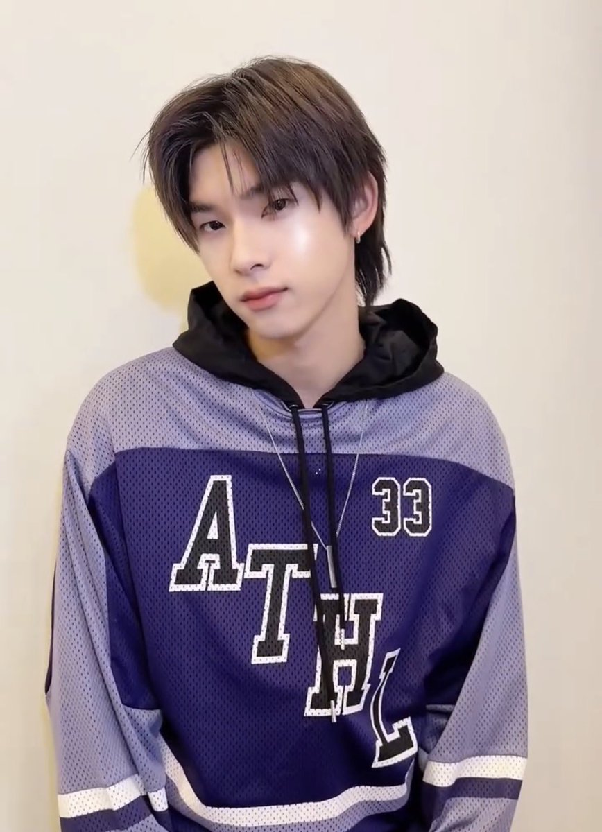 CRUSH ON TEETEE tweet media