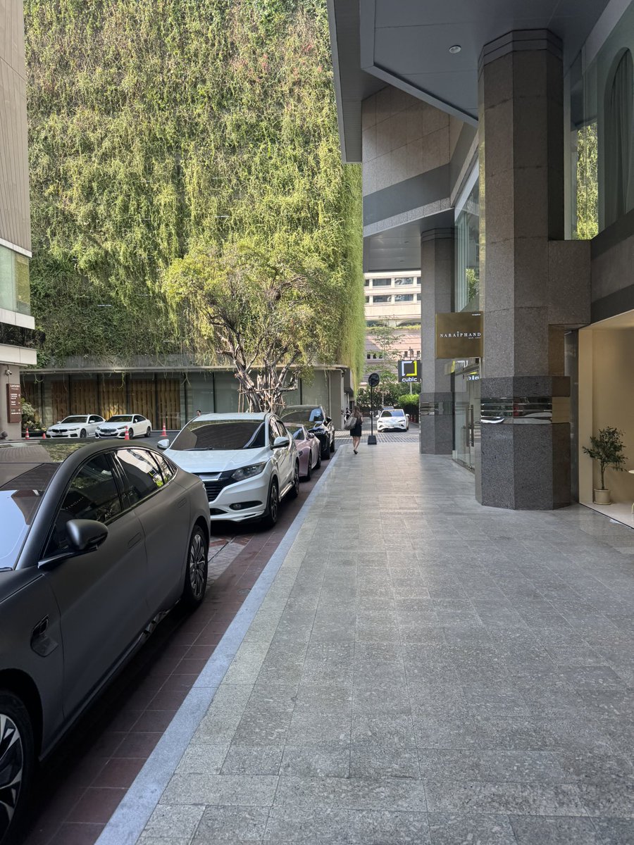 Ratchaprasong work life 😪