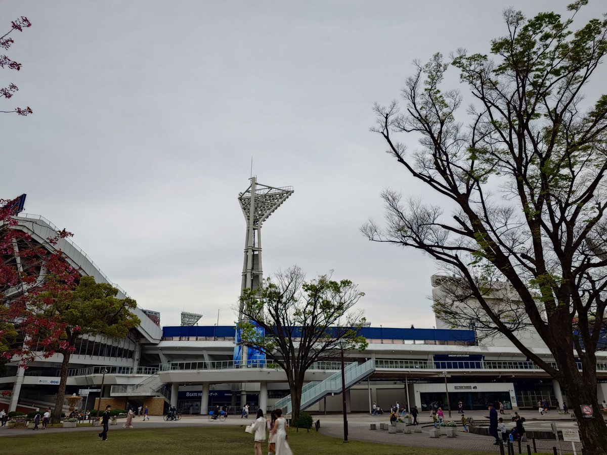 がなすー tweet media