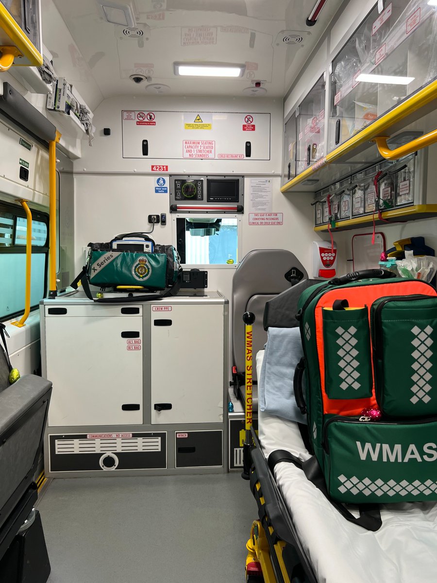 West Midlands Ambulance Service #HelpUsHelpYou tweet media