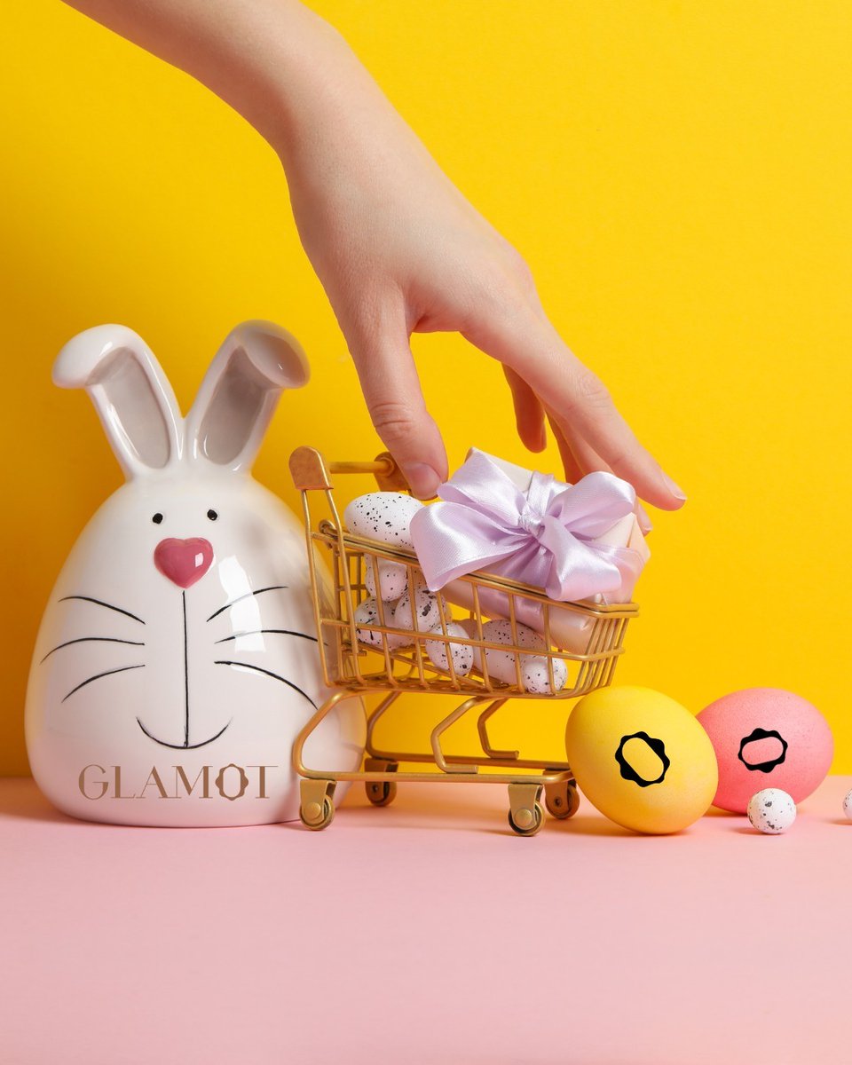 Glamot.com tweet media