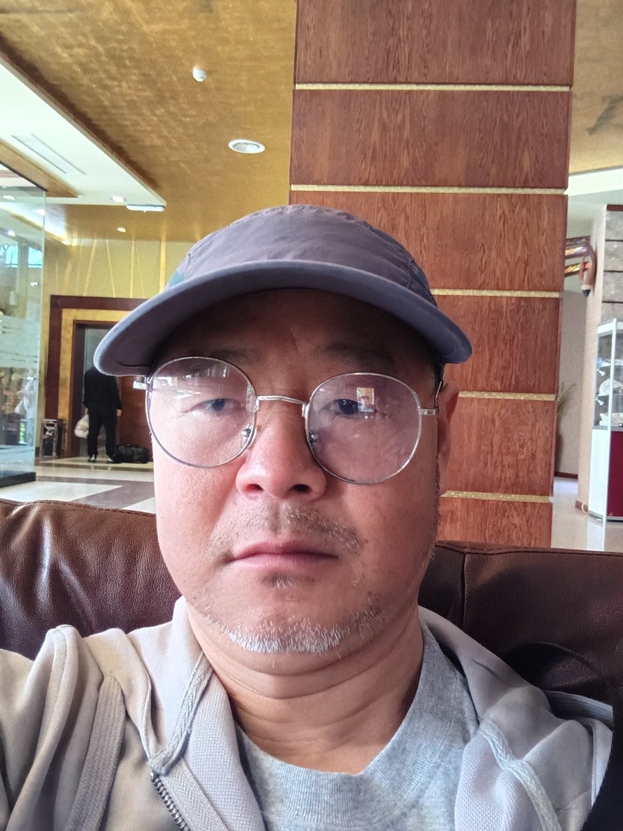 Daniel Fang tweet media