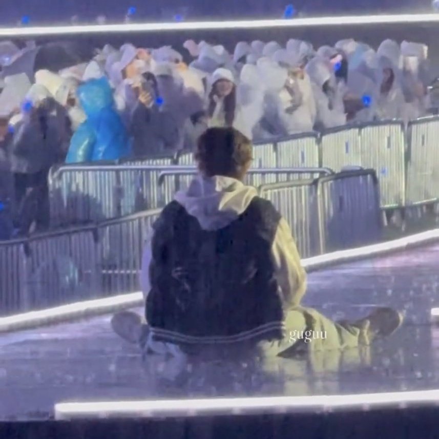 월룽이 tweet media