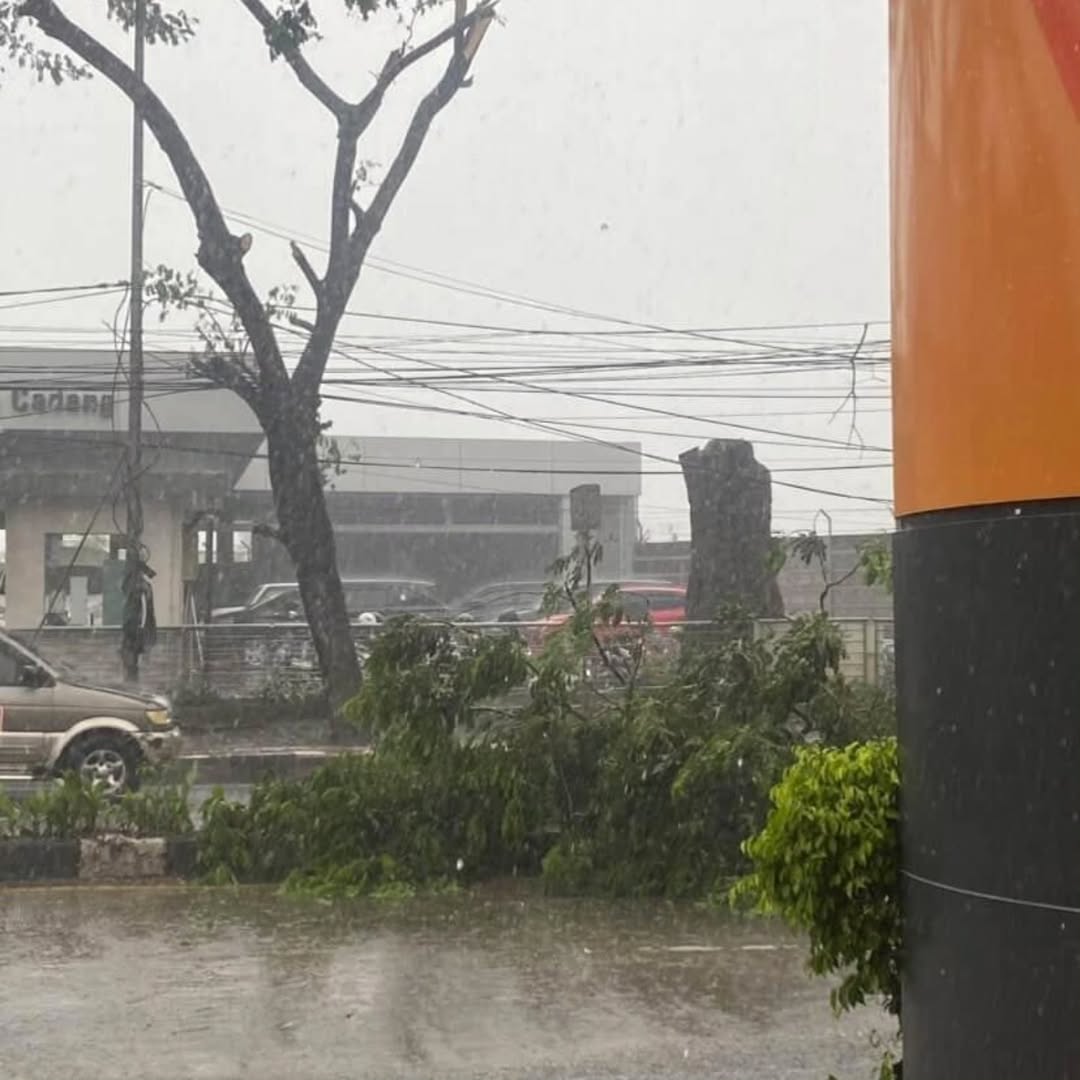 About Tangerang tweet media