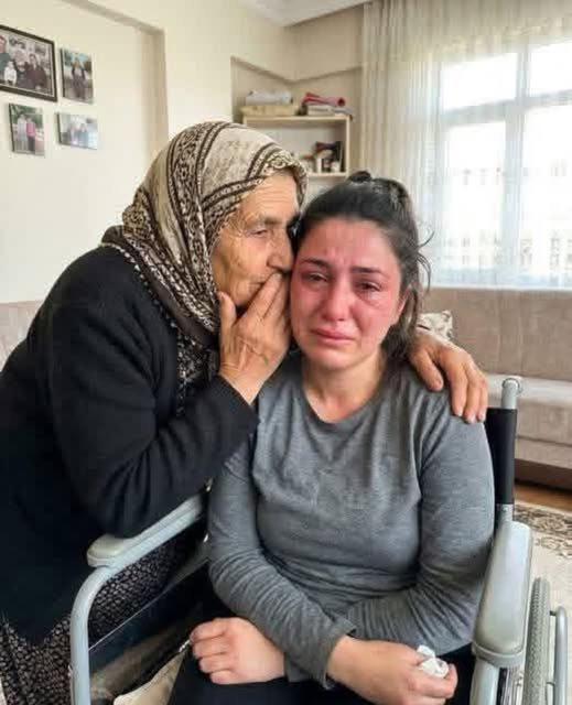 DENİZ_TOPRAK2 tweet media