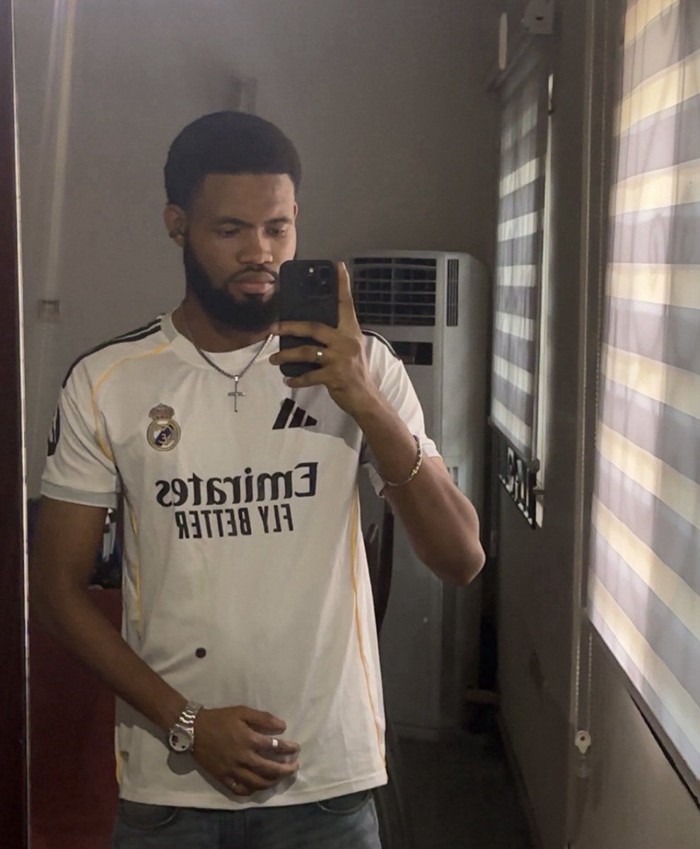 𝑲𝒂𝒓𝒄𝒉𝒊𝒊 tweet media