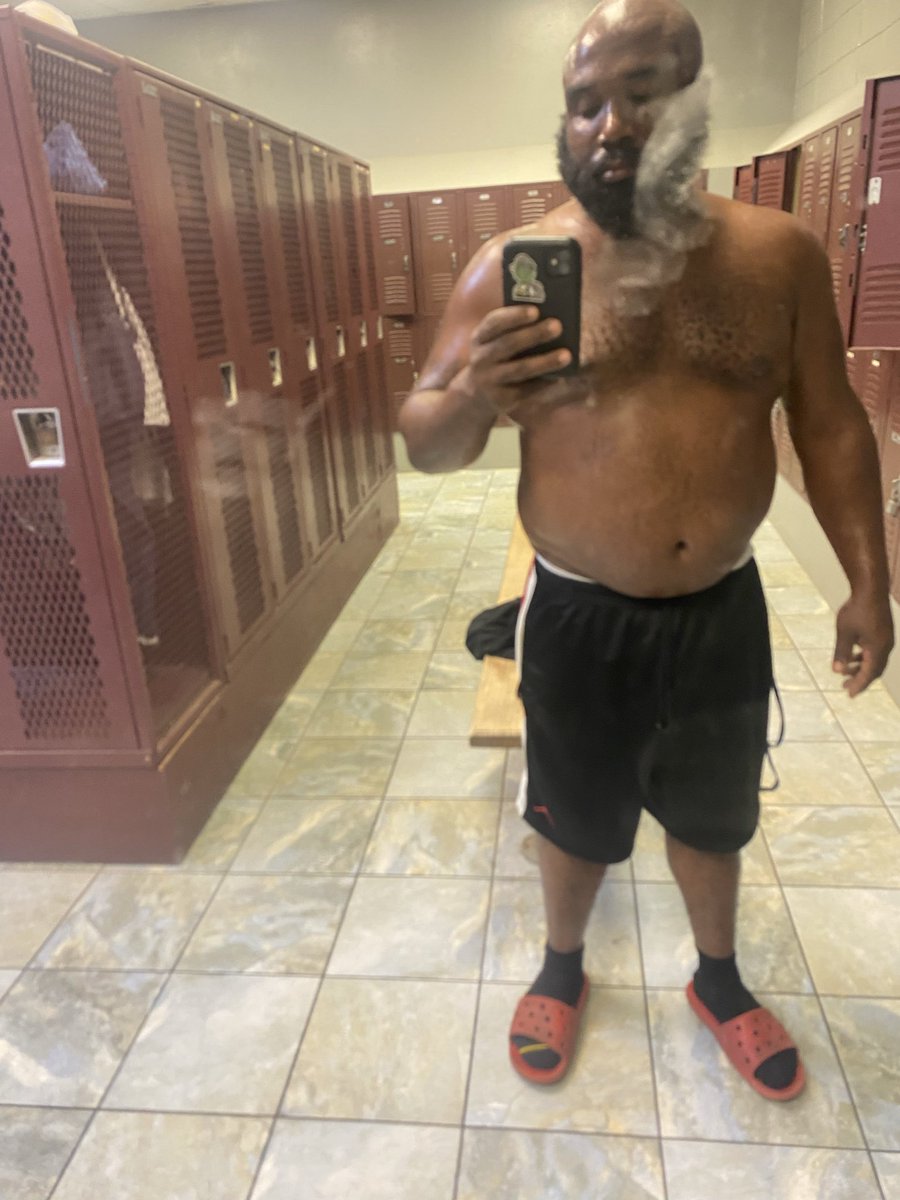 ball912's tweet photo. On the grind for  growth and health https://t.co/2DvXKnnFKY