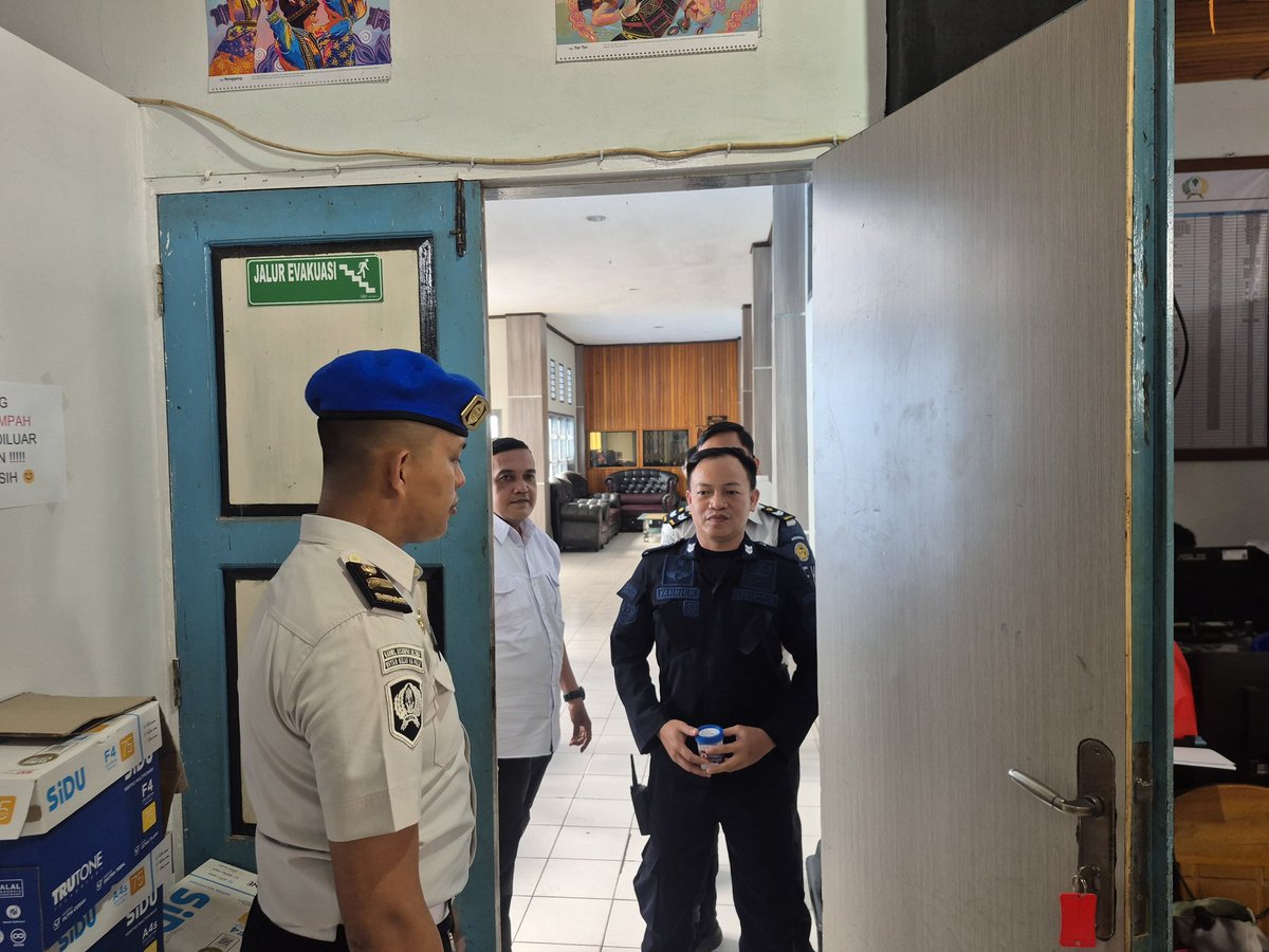 palu_rutan's tweet image. Perangi Narkoba, Rutan Palu Gelar Tes Urine Jelang Peringatan Hari Bhakti Pemasyarakatan ke-62 

Selengkapnya di : rutanpaluoffial.com

HUMAS RUTAN PALU
#kememimipas
#pemasyarakatan 
#imipasprima
#infoimipas
#pemasyarakatanbebasnarkoba