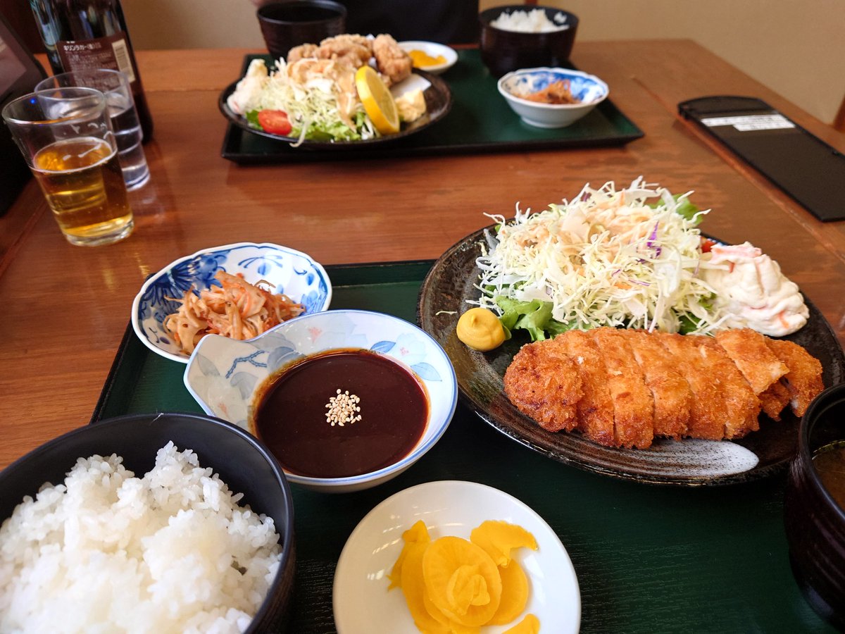 py61260381's tweet photo. 荘川
道の駅
桜香の湯のレストラン
味噌カツ定食
オツトは、唐揚げ定食
揚げ物美味しかった https://t.co/QtsbgOHfSR