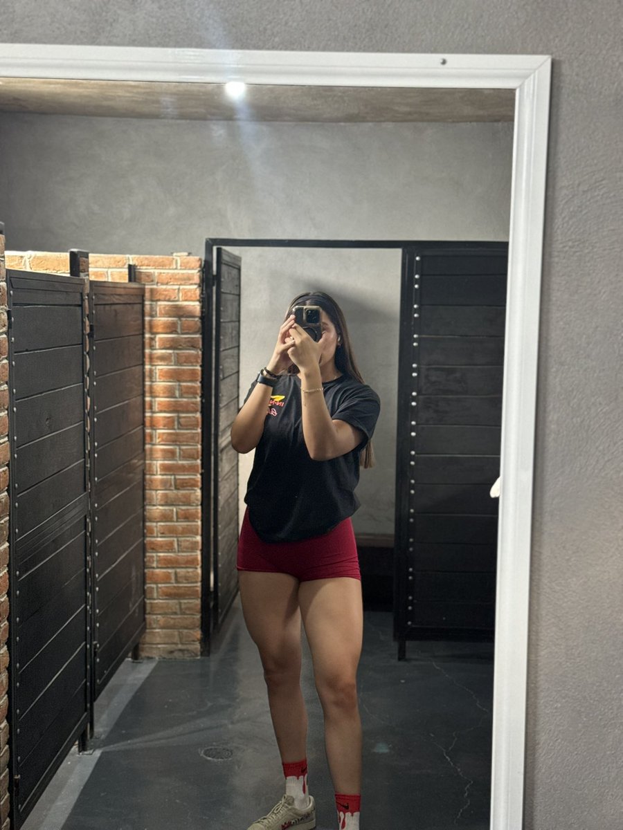 Fernandagut5's tweet photo. Dumpsin del gym 💋 https://t.co/bm8BUHLYOt