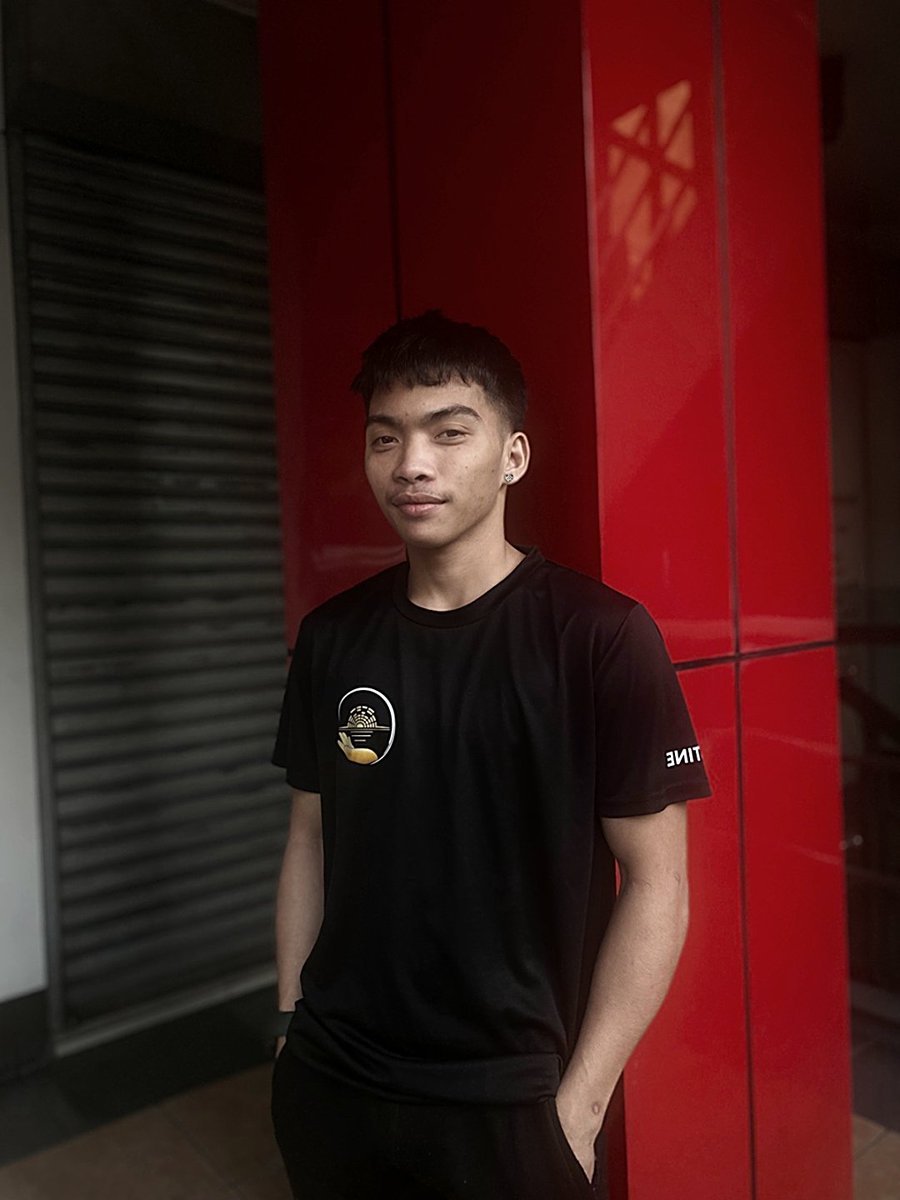 MassageAddict tweet media