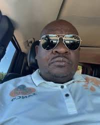 Lisa the First tweet media