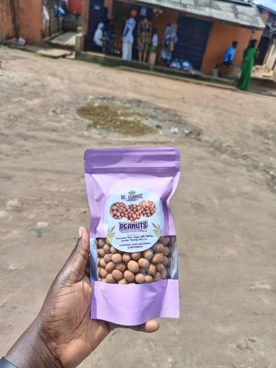 Declassic Treats and fashion 📱 tweet media