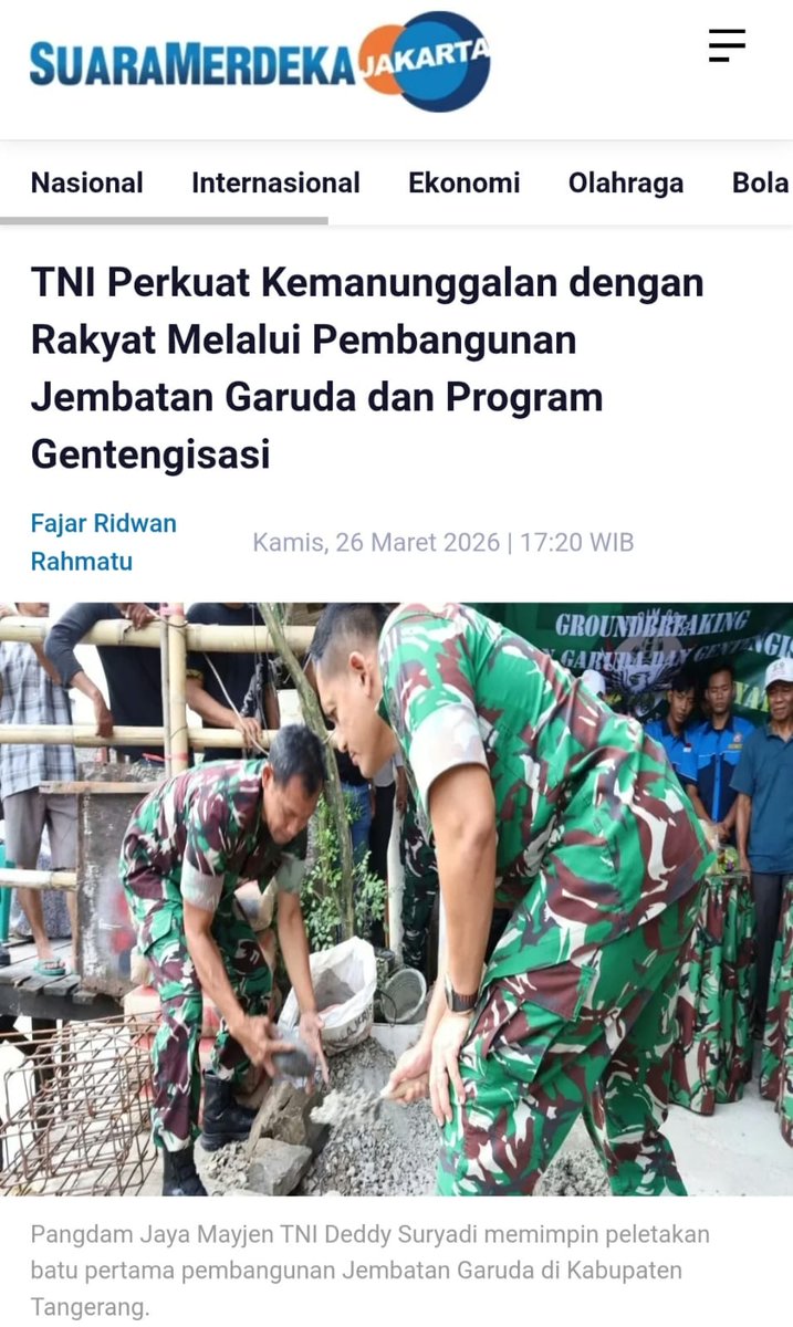 DudinnImaduddin's tweet photo. Ketika fajar menyingsing atau malam menyelimuti, ajakan itu selalu menggema: Siap, awasi, lindungi, dan darma bakti.   
Panggilan Tugas Negeri https://t.co/gPcN74HFZL