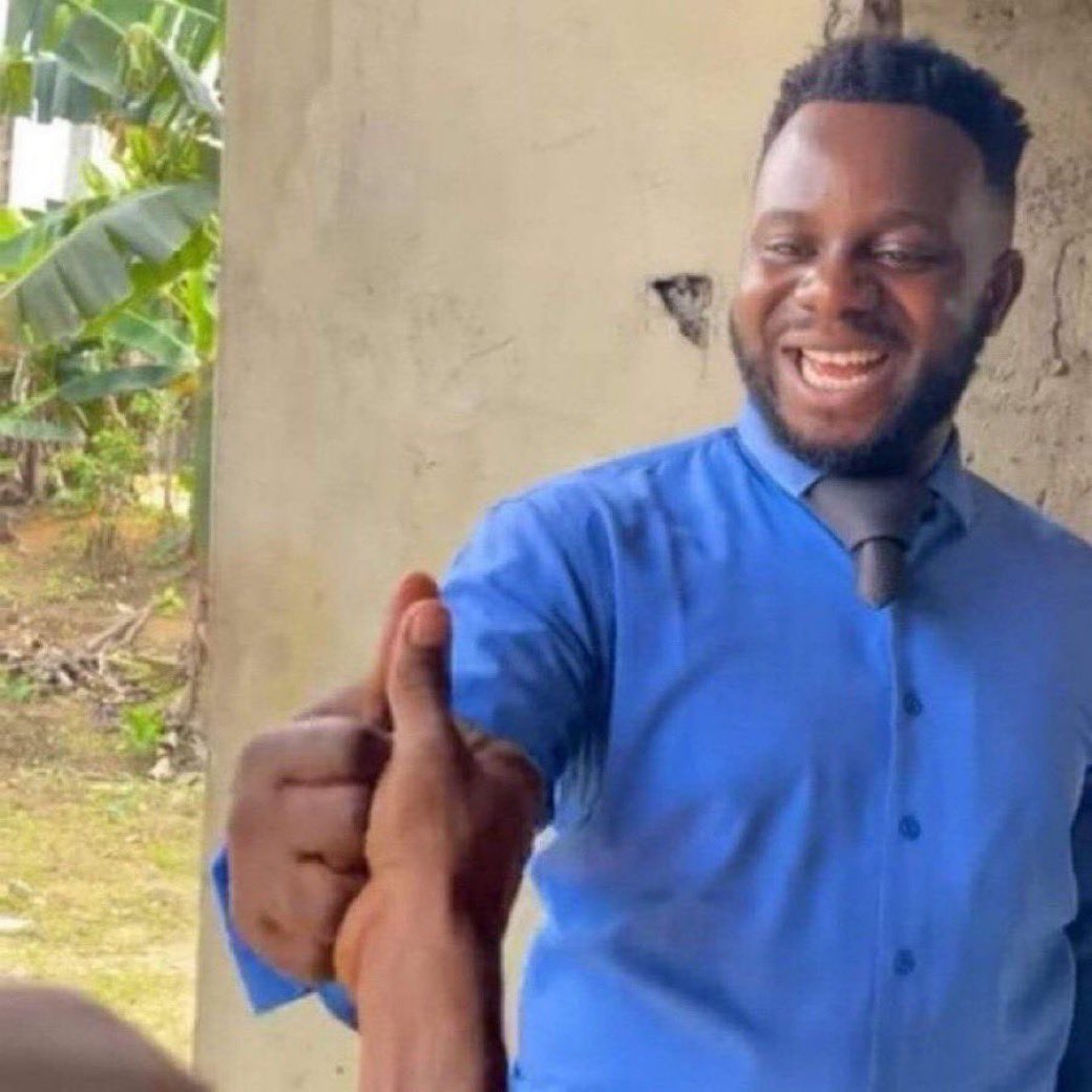 MR G🇺🇬 tweet media