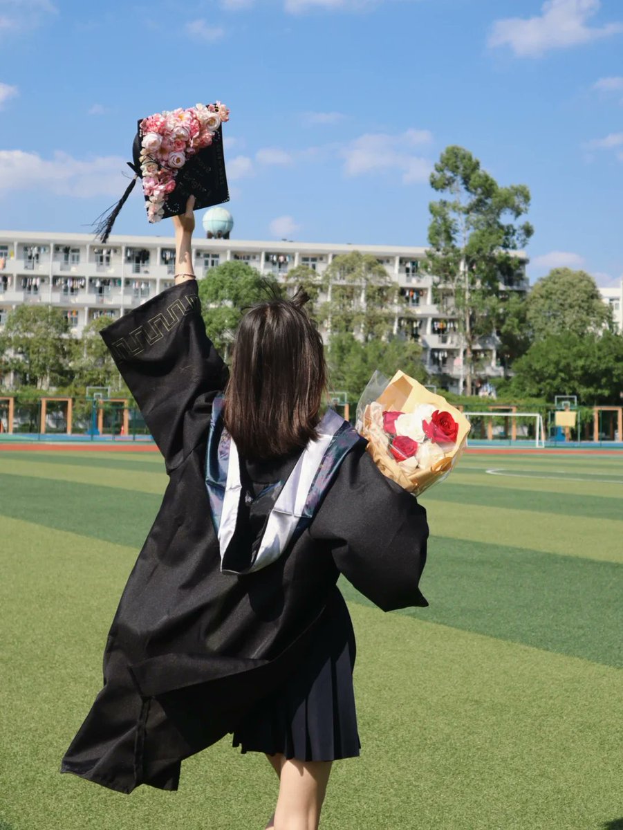 jennypennyo's tweet photo. "Cap, gown, u0026 4 years of chaos → our chapter 1.  Grateful for every late night, every laugh, every 'we got this.' Onward to the next adventure, Class of [Year]!" https://t.co/YiYxHfuoul
