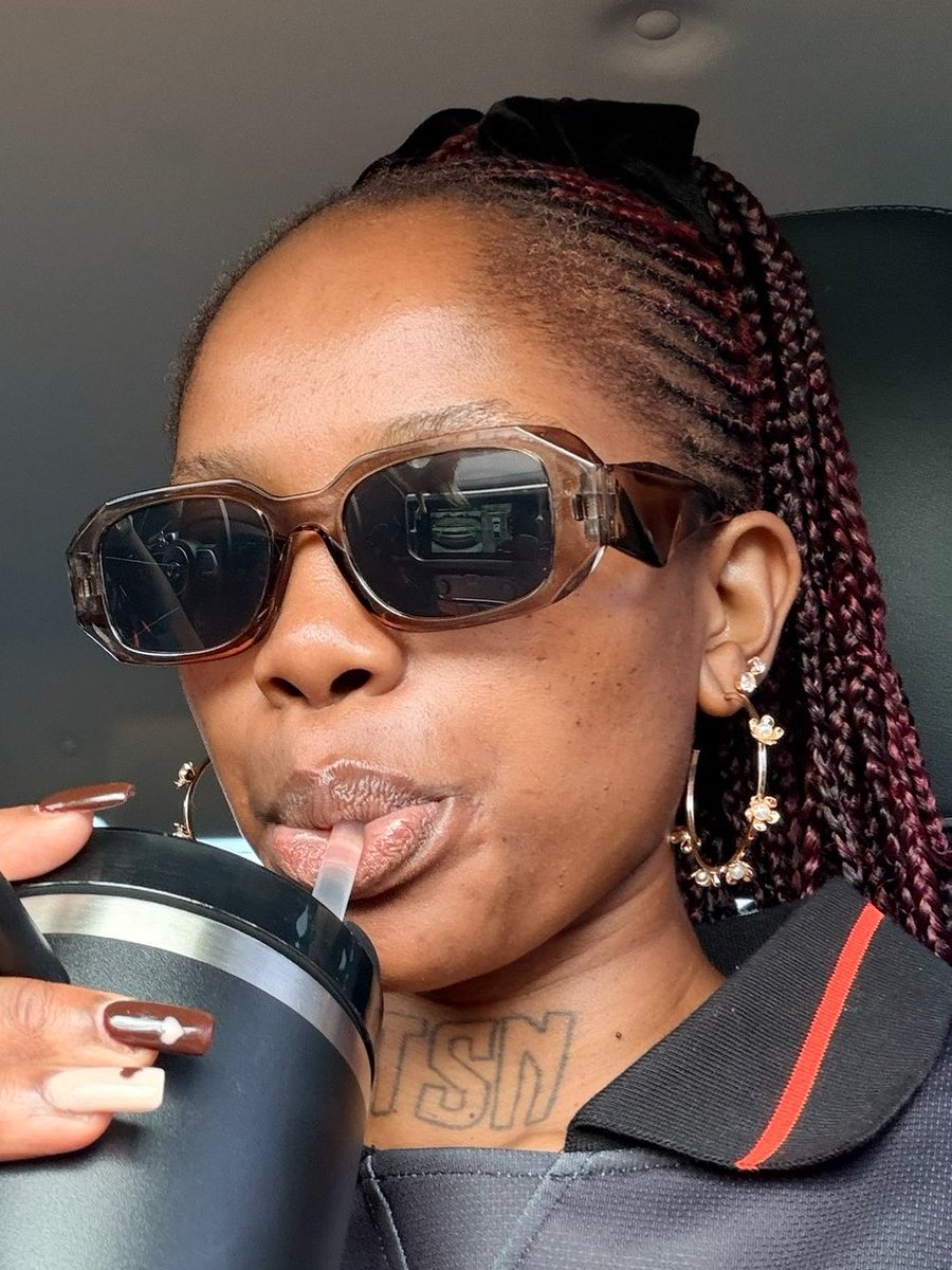 ISephara's tweet photo. When Scoobynero runs away and the authorities want to find him, they must visit this girl @Da_Publicist7 

She lives with Scoobynero. 
She must be arrested too and brought in for questioning, coz she knows his real name, location, and all his criminal dealings. https://t.co/D417bxEL3u