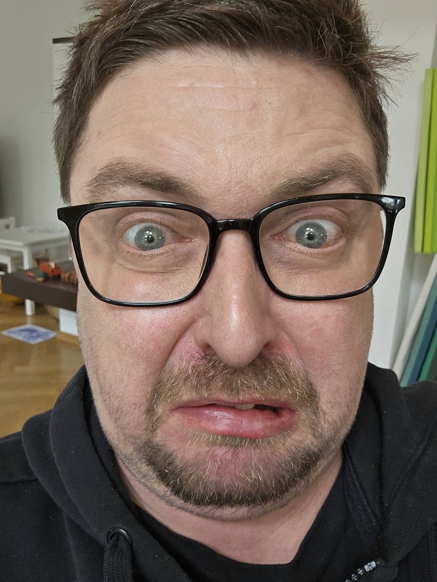 Dr.Disco (Knecht des Mini) tweet media