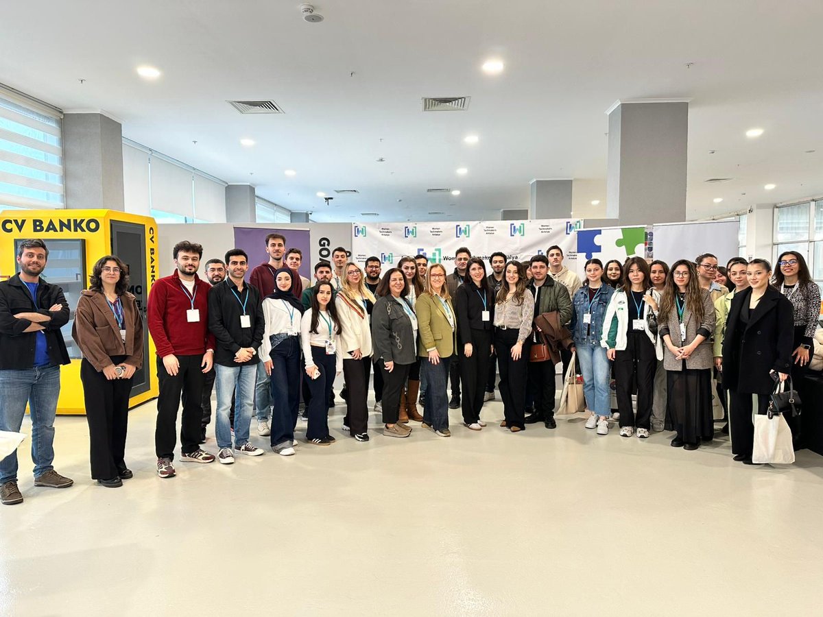 aosbteknopark's tweet photo. Google Developer Group Antalya ve Women Techmakers iş birliğiyle düzenlenen International Women’s Day 2026 etkinliği, teknoloji dünyasındaki kadınların, girişimcilik ve kariyer yolculuklarını ilham verici deneyimleriyle paylaştığı bir buluşma oldu. ✨

🚀Genel Müdürümüz Dr. Aylin Tümay, “Girişimcilik ve İnovasyon Sürecinde Teknoparkların Rolü” başlıklı sunumuyla etkinlikte yer alarak, teknoparkların girişimcilik ekosistemindeki kritik rolüne ve kadınların teknoloji ile girişimcilik alanındaki dönüştürücü gücüne dikkat çekti.

“Break the Pattern” temasıyla gerçekleştirilen etkinlikte, kalıpların dışına çıkmanın ve yenilikçi düşünmenin önemi bir kez daha vurgulandı. ⚡️

İlham veren bu değerli organizasyonda yer almaktan memnuniyet duyuyor, emeği geçen herkese teşekkür ediyoruz.

@GnenHasanali 

@GDGAntalya @WomenTechmakers @technovation
#IWD26Antalya