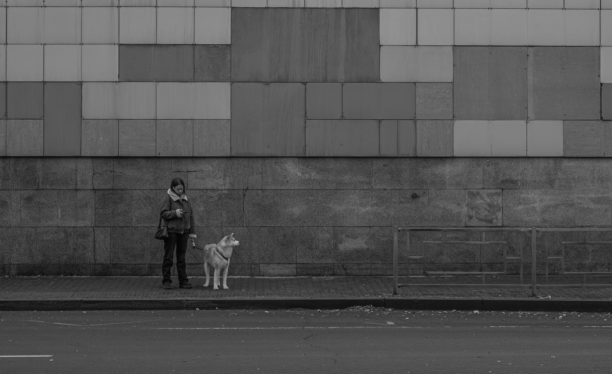 maxmaxmax311's tweet photo. Пасмурная погода - лучшее время для фотографии.
#streetphoto https://t.co/HcYgbz8MgW