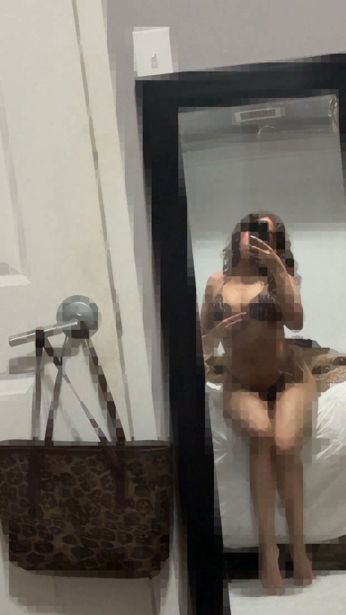 simpforxbella's tweet photo. denied https://t.co/NUrDjT7y9m