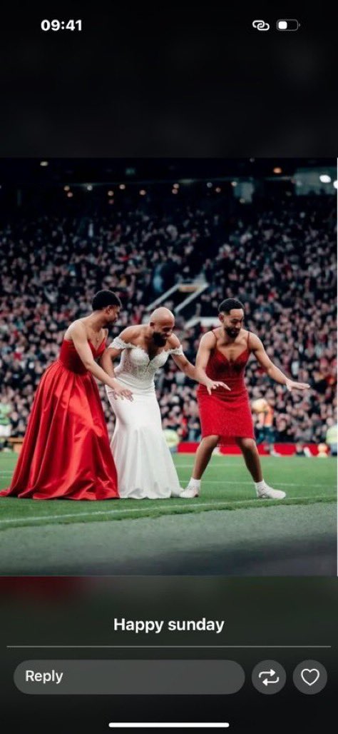 Enzotwin tweet media