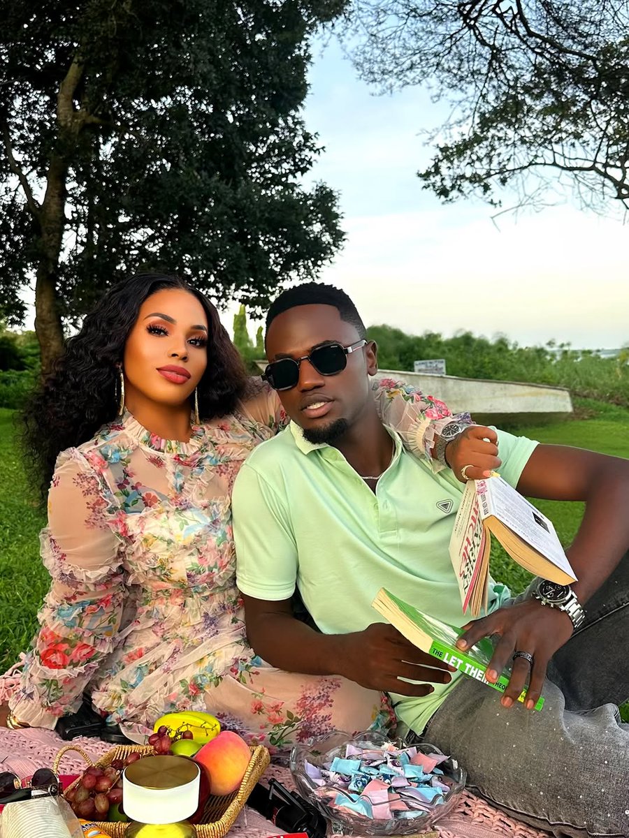 Acholi goddd tweet media