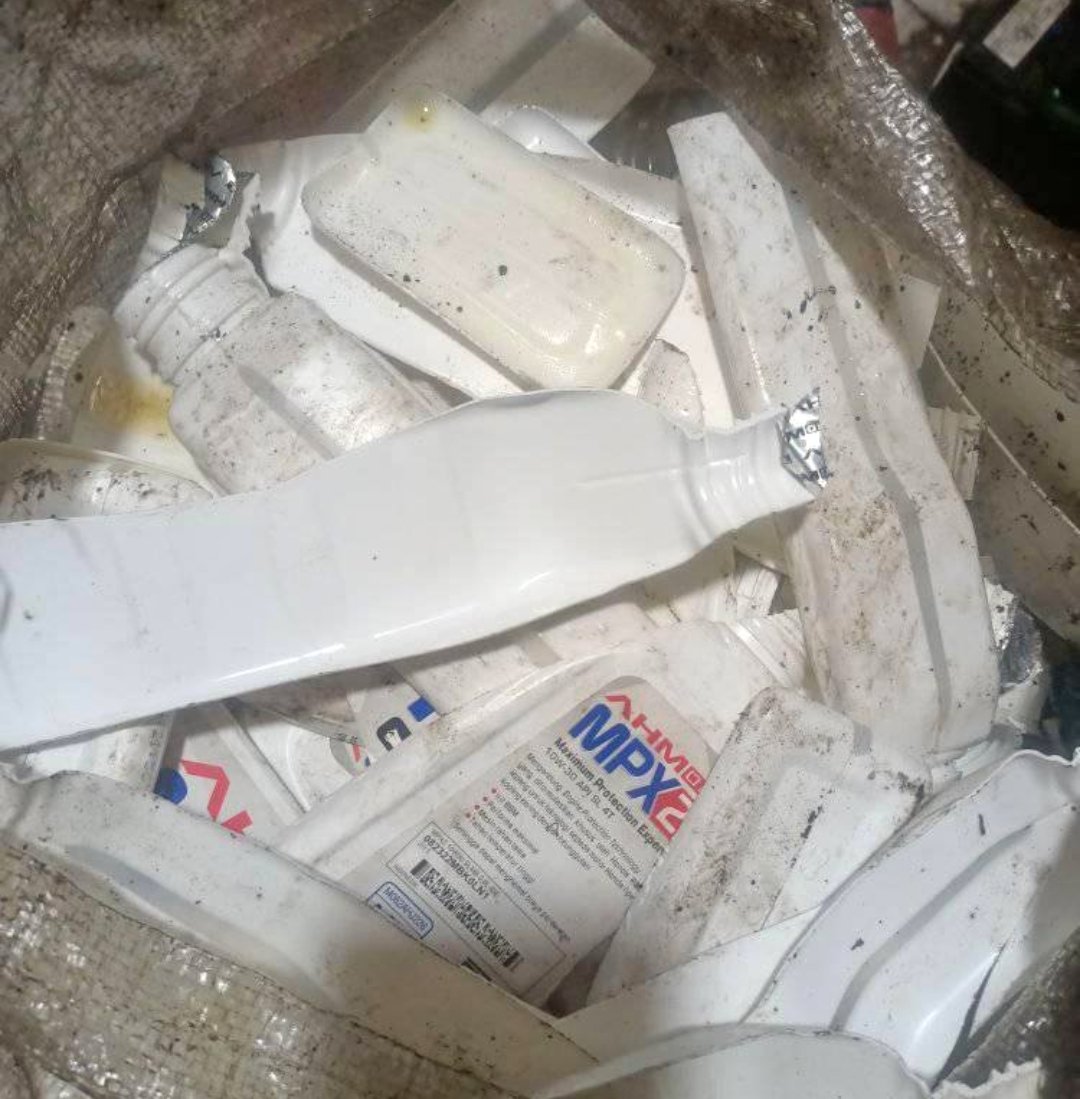 SmwGwOto tweet media