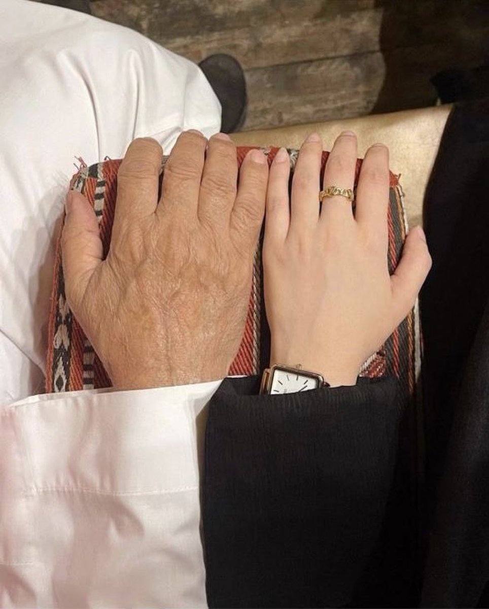 ‏‎هيبہ مشاعر ‏ tweet media