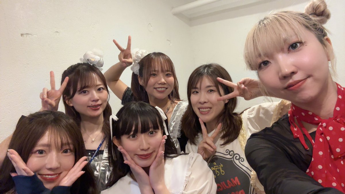 UNIDOL_NUA's tweet photo. ハロプロ縛りで浮かれモードVol.6
ありがとうございました😇🩷❤️🤍

今回から初のシャッフルめちゃめちゃ楽しかった❤️‍🔥推しと歌うドリーム叶えたにゅあでした😎

ハロプロ縛りは毎回みんなのセトリが良すぎて一般オタと化してしまう😇 https://t.co/JK6Kb7o5tM