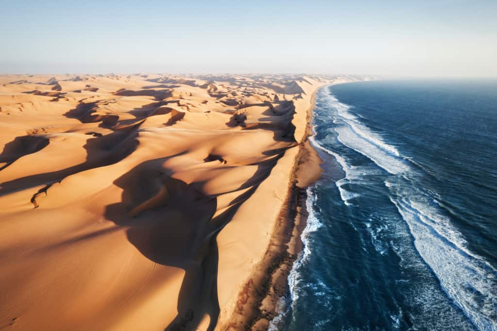 glamfika's tweet photo. Desert dunes meeting the Atlantic at Swakopmund
Mondays I love reflecting where the desert meets the ocean. Only in Namibia. Life’s best moments happen when you go to your edge. Go there.
🌊🇳🇦 #MondayReflection https://t.co/xnDFmz7OB7