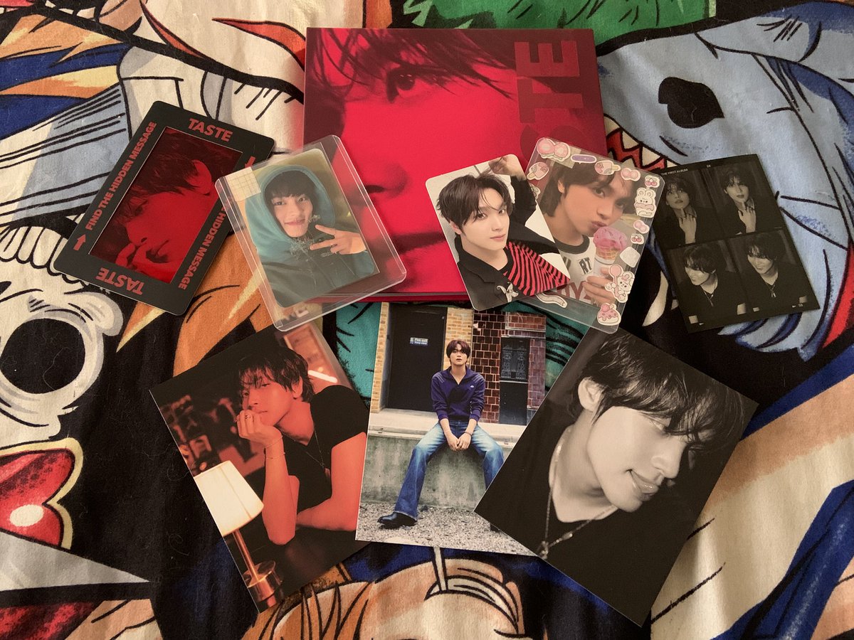 mahaeist_'s tweet photo. 💌 — finally received my haechan taste album (savory) with pob plus mark slowacid pc, seller is so transparent &amp; responsive! i'm saur happyy 😭💗

big thanks to u, seller! 
#thankyouselle 🎀 https://t.co/dyJmGMo4yv