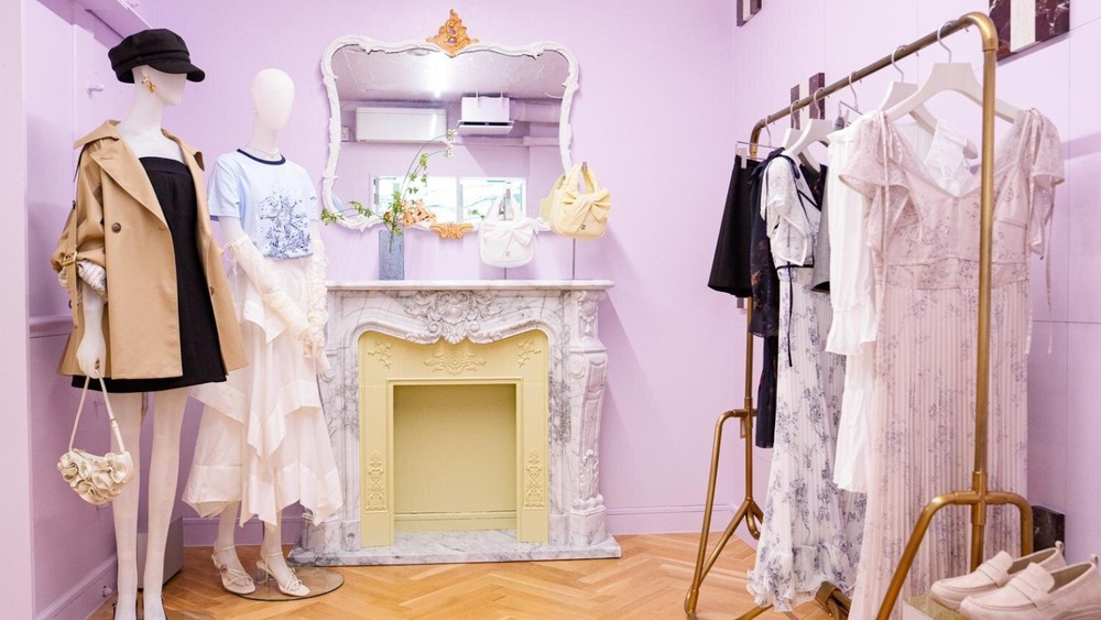 Fashion Press tweet media