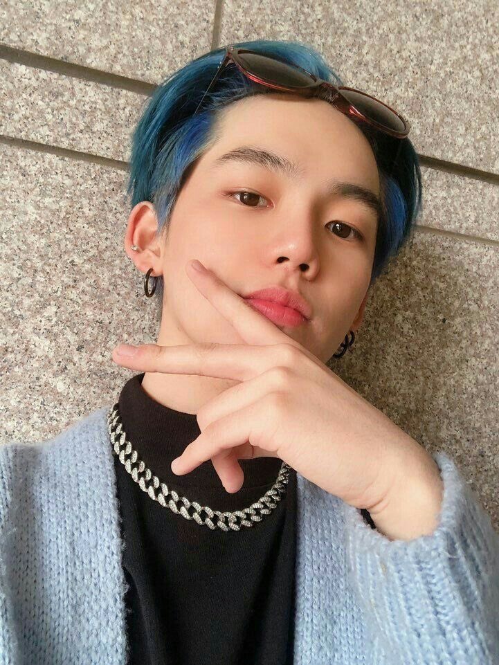 𝒆𝒓𝒓𝒆 🜁𓂃 🎆ᴺᴼᴮᴼᴰʸ🎇 tweet media