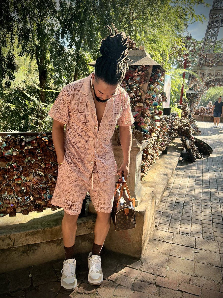 Simphiwe Voughen Minnaar tweet media