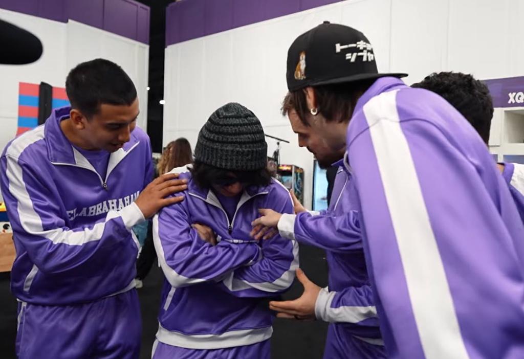 twitch.tv/angielatv tweet media